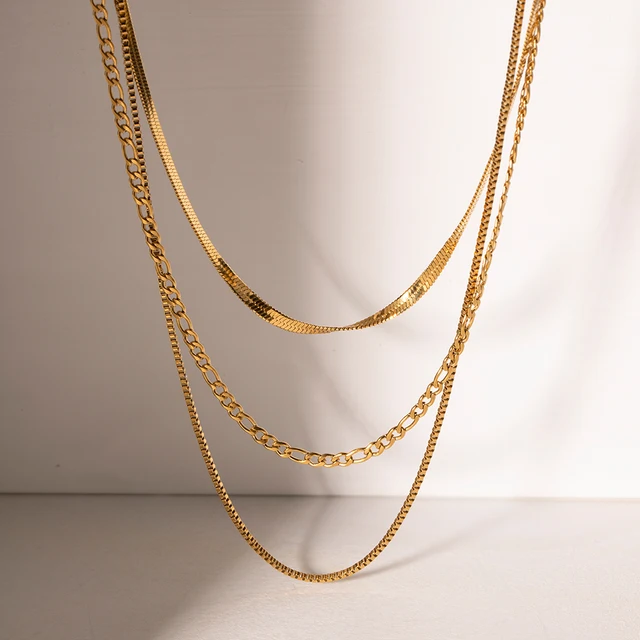 Cristina Triple Chain