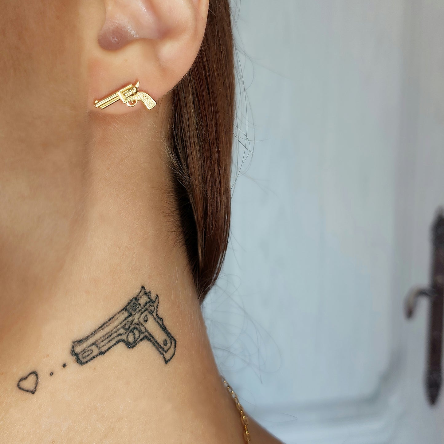 18k Gold Gun Individual Earring